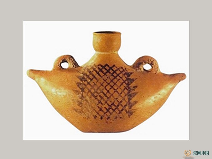 新石器时代仰韶文化船形彩陶壶